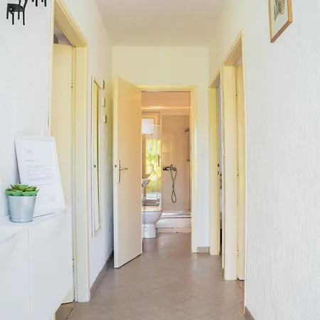 House Retina Дом отдыха *